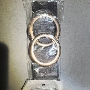 Elegant Black Leather Belt with Silver Rings